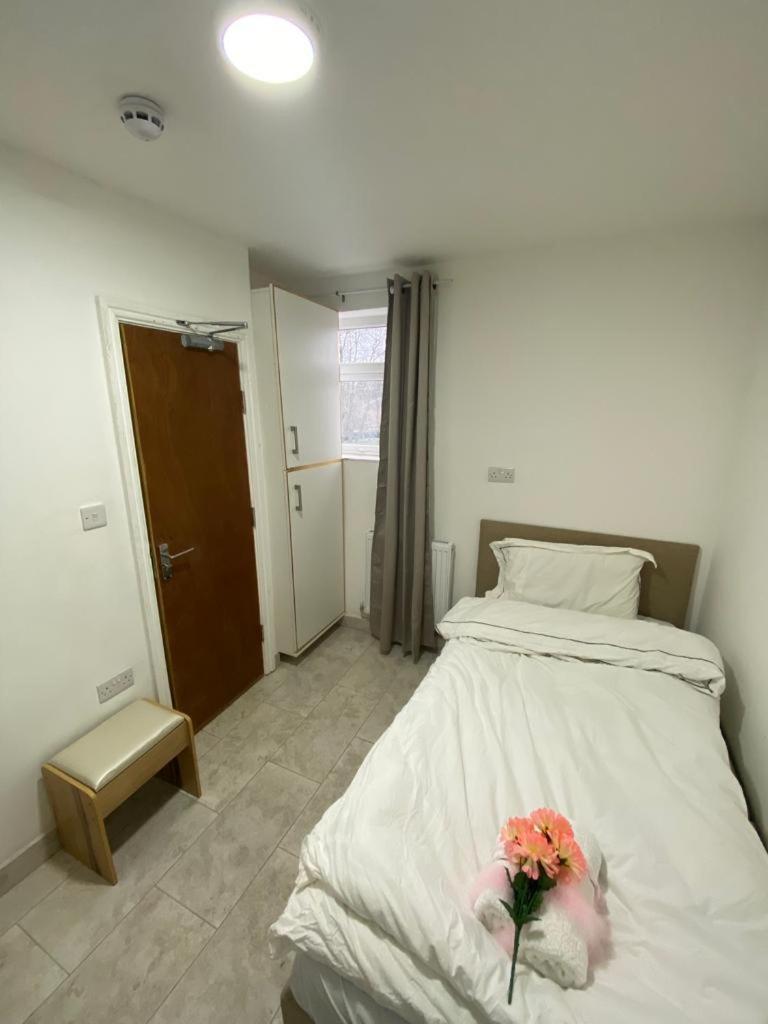 Airstaybnb Манчестър Екстериор снимка
